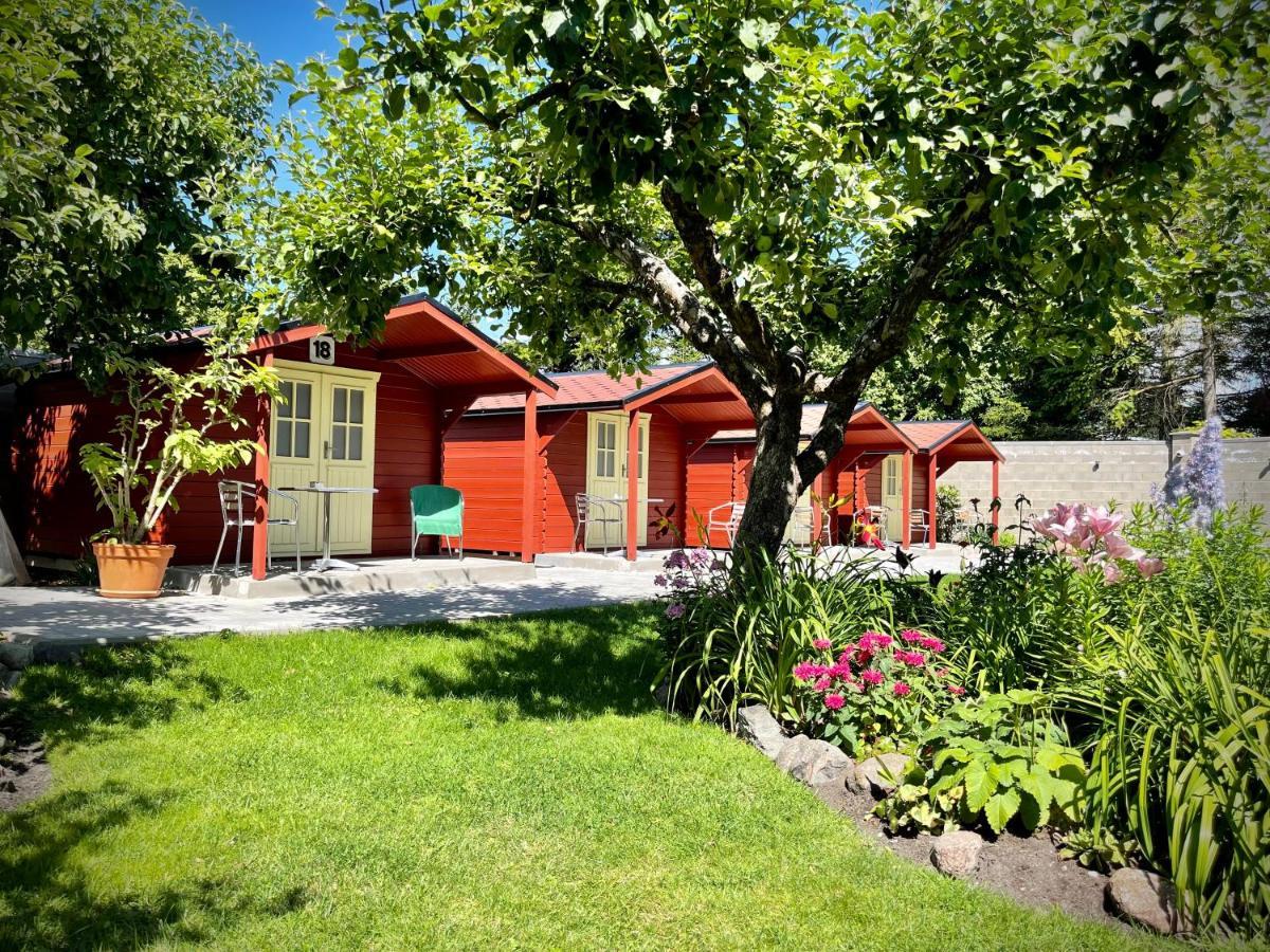 Aleksandri Guesthouse Parnu Exterior photo